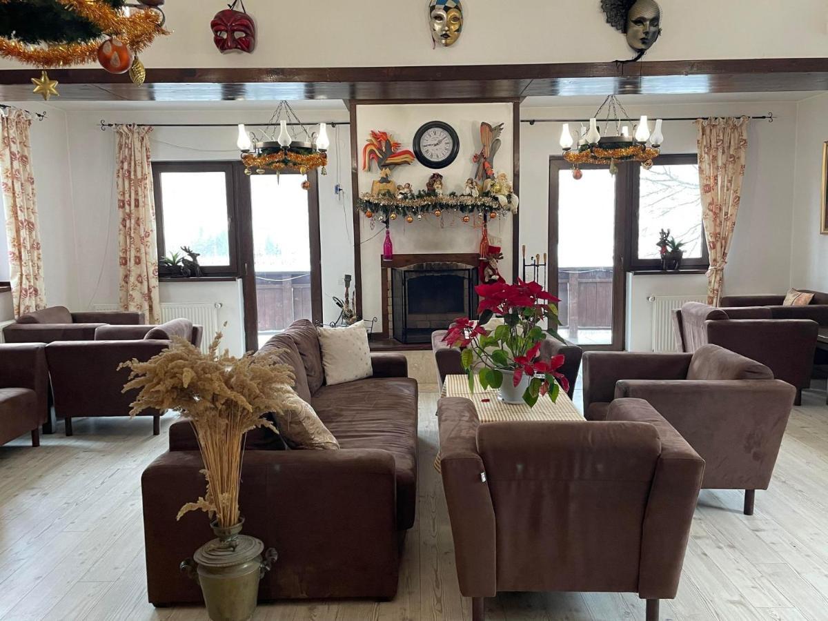Casa Luce - Camere De Inchiriat Buşteni Exterior foto